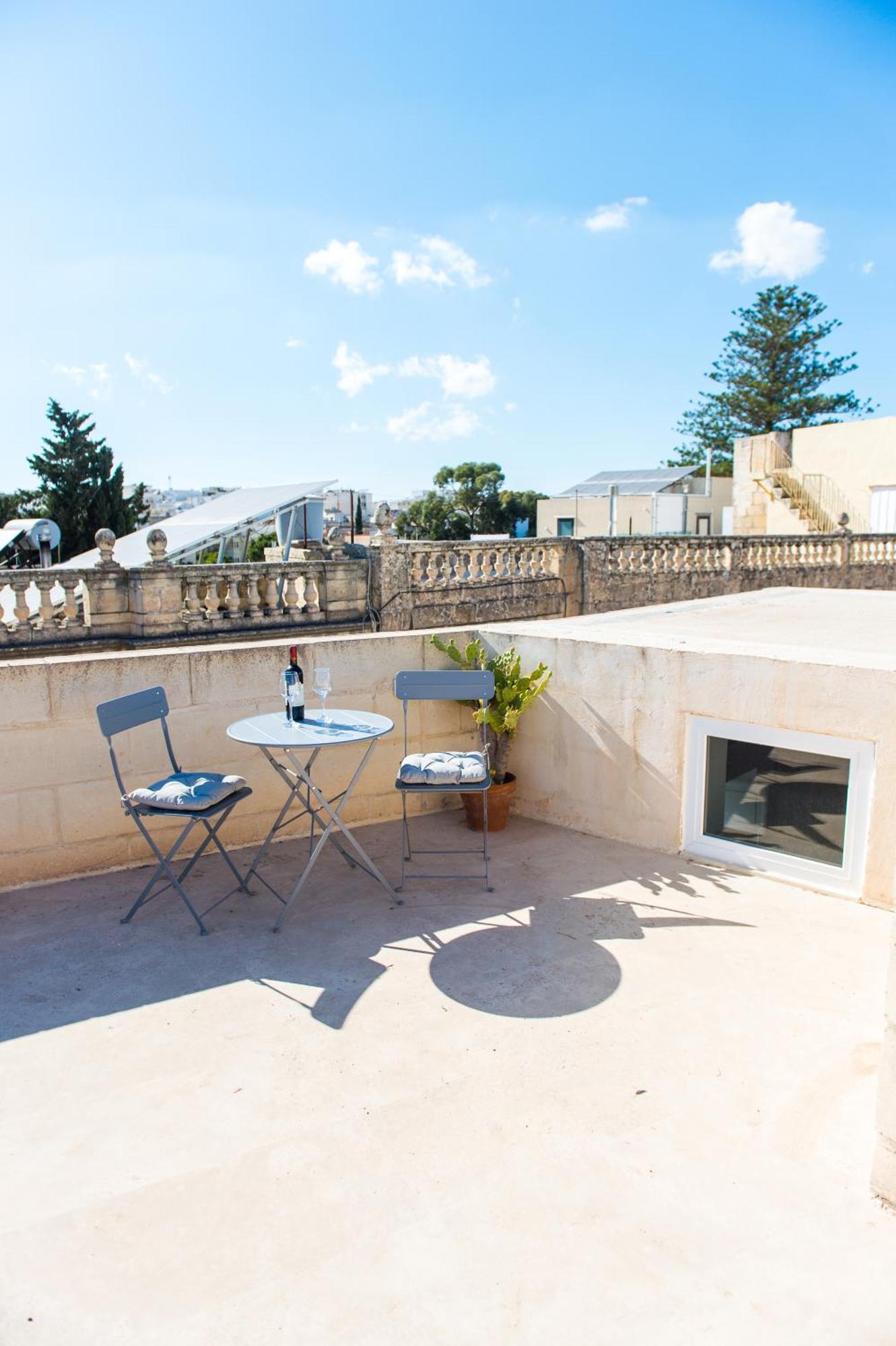 San Anton Suites Аттард Экстерьер фото